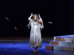 Thomas: Hamlet - Ophélie / foto Martin Popelář